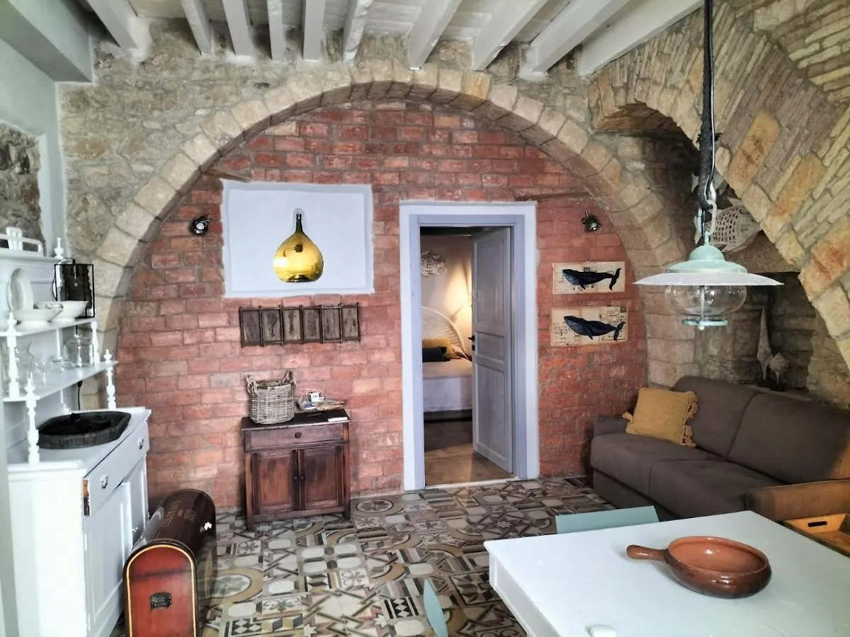 Ferienwohnung Casa Dei Cactus Carloforte  Apartment Carloforte (Isola di San Pietro)